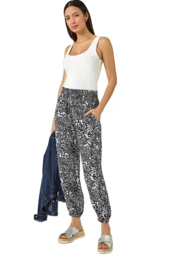 Trousers><noscript><img width=
