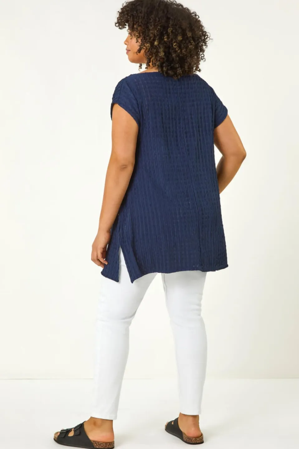 T-Shirts>Roman Curve Textured Short Sleeve T-Shirt Navy