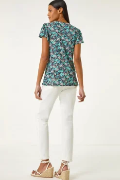 T-Shirts><noscript><img width=