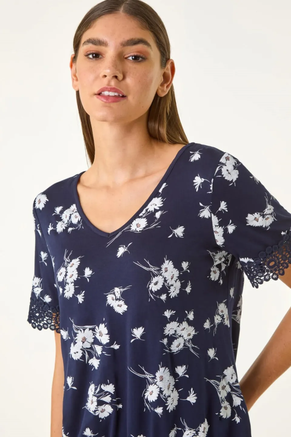 T-Shirts>Roman Navy Floral Print V-Neck Lace Stretch Top