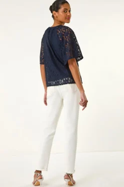 Tops><noscript><img width=