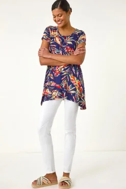 Tops><noscript><img width=