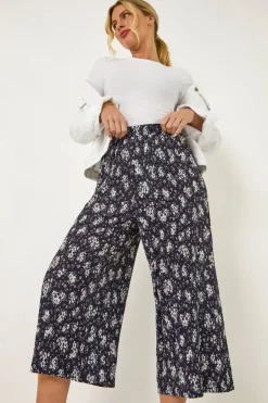 Trousers><noscript><img width=