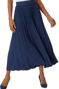 Skirts><noscript><img width=
