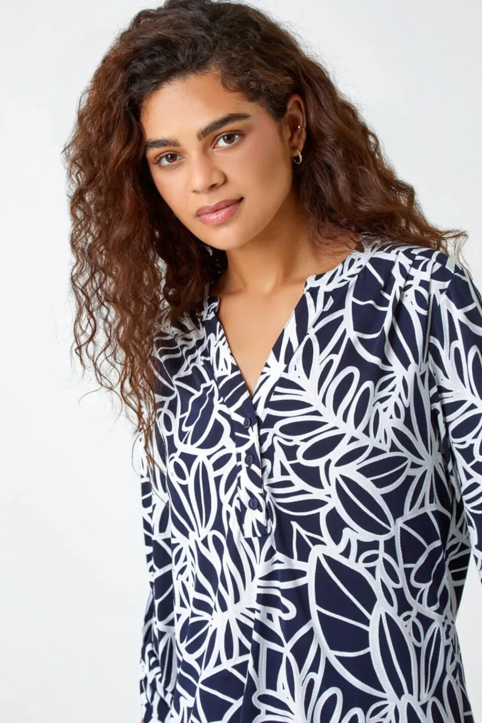 Tops>Roman Navy Textured Floral Print Stretch Top