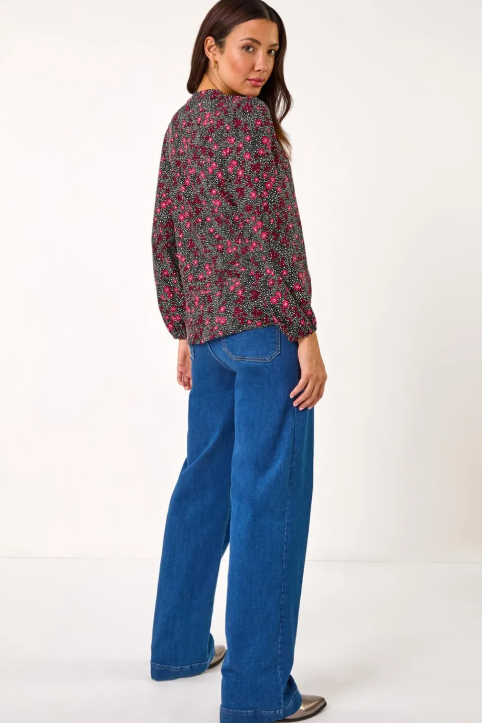Blouses & Shirts>Roman Pink Floral Print Tie Neck Stretch Top