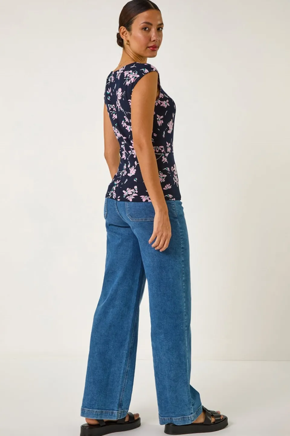 T-Shirts>Roman Pink Floral Twist Front Top
