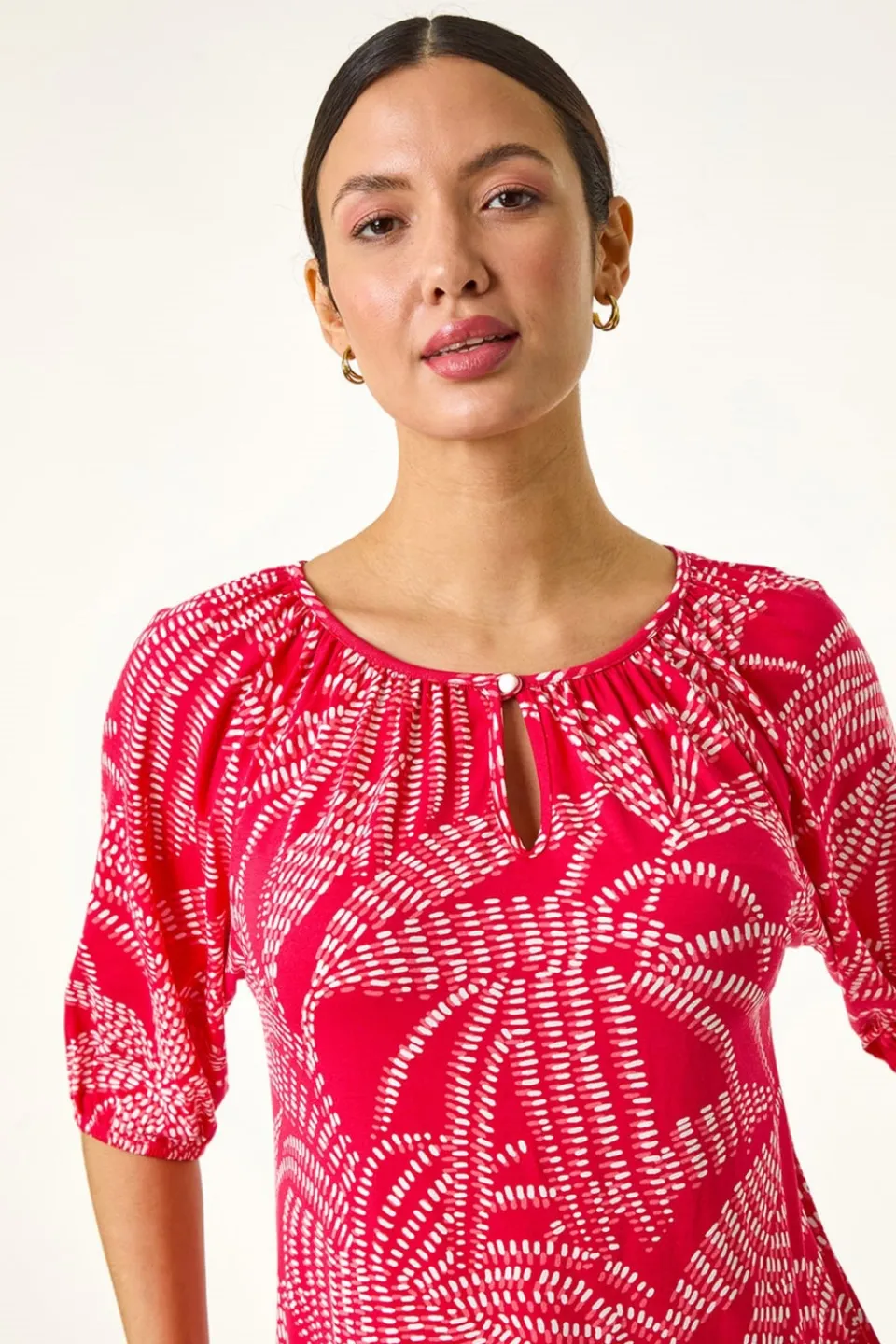 T-Shirts>Roman Red Printed Keyhole Front Stretch Top