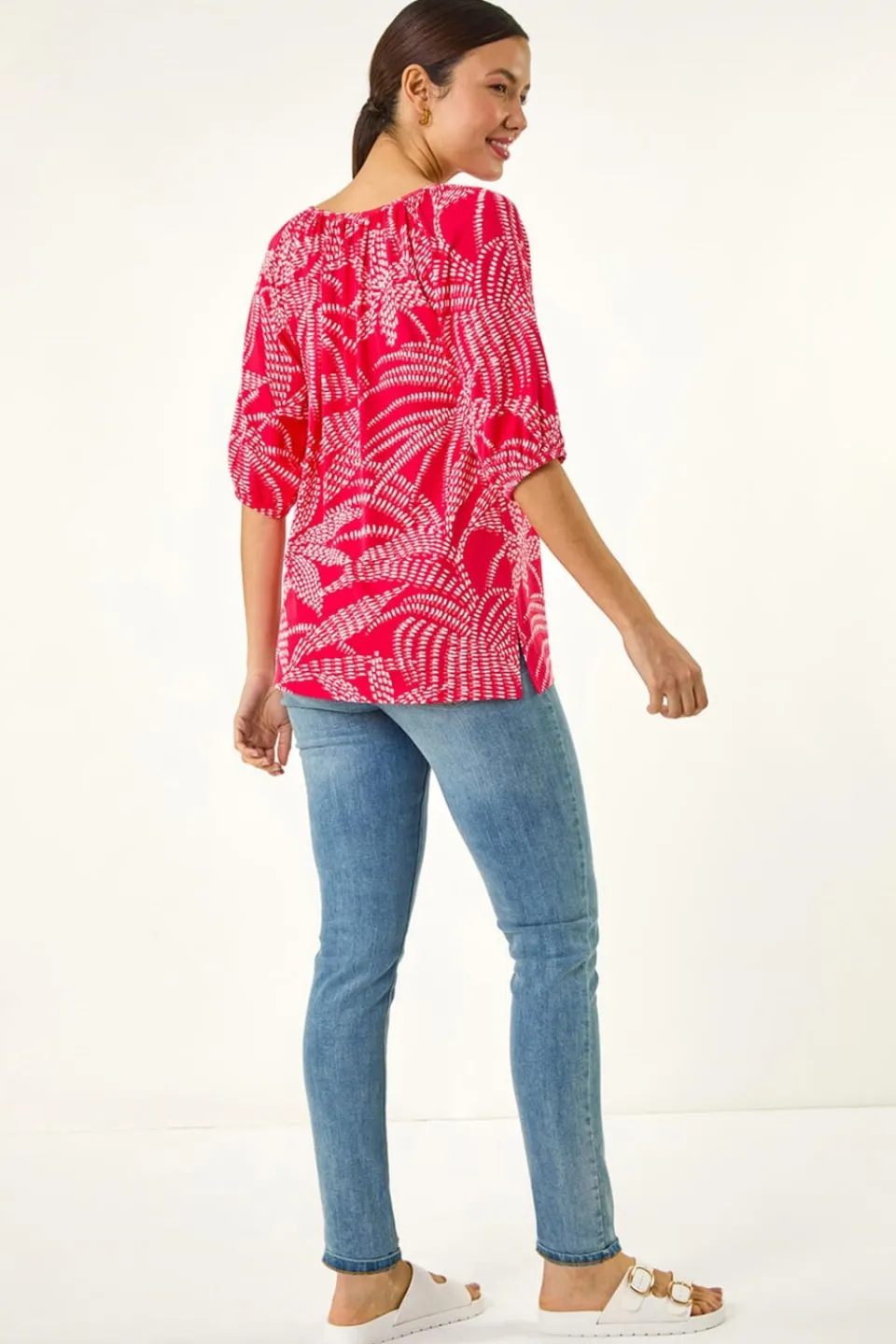 T-Shirts>Roman Red Printed Keyhole Front Stretch Top
