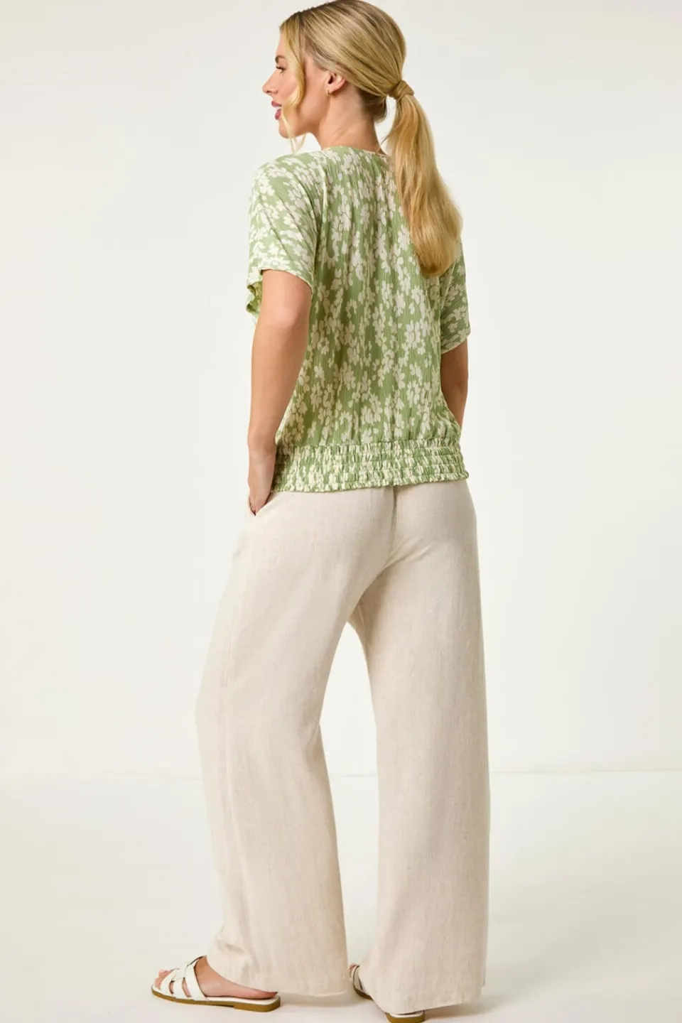 Tops>Roman Sage Petite Floral Print Crinkle Blouson Top