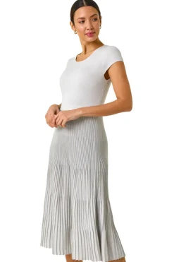 Knitwear><noscript><img width=