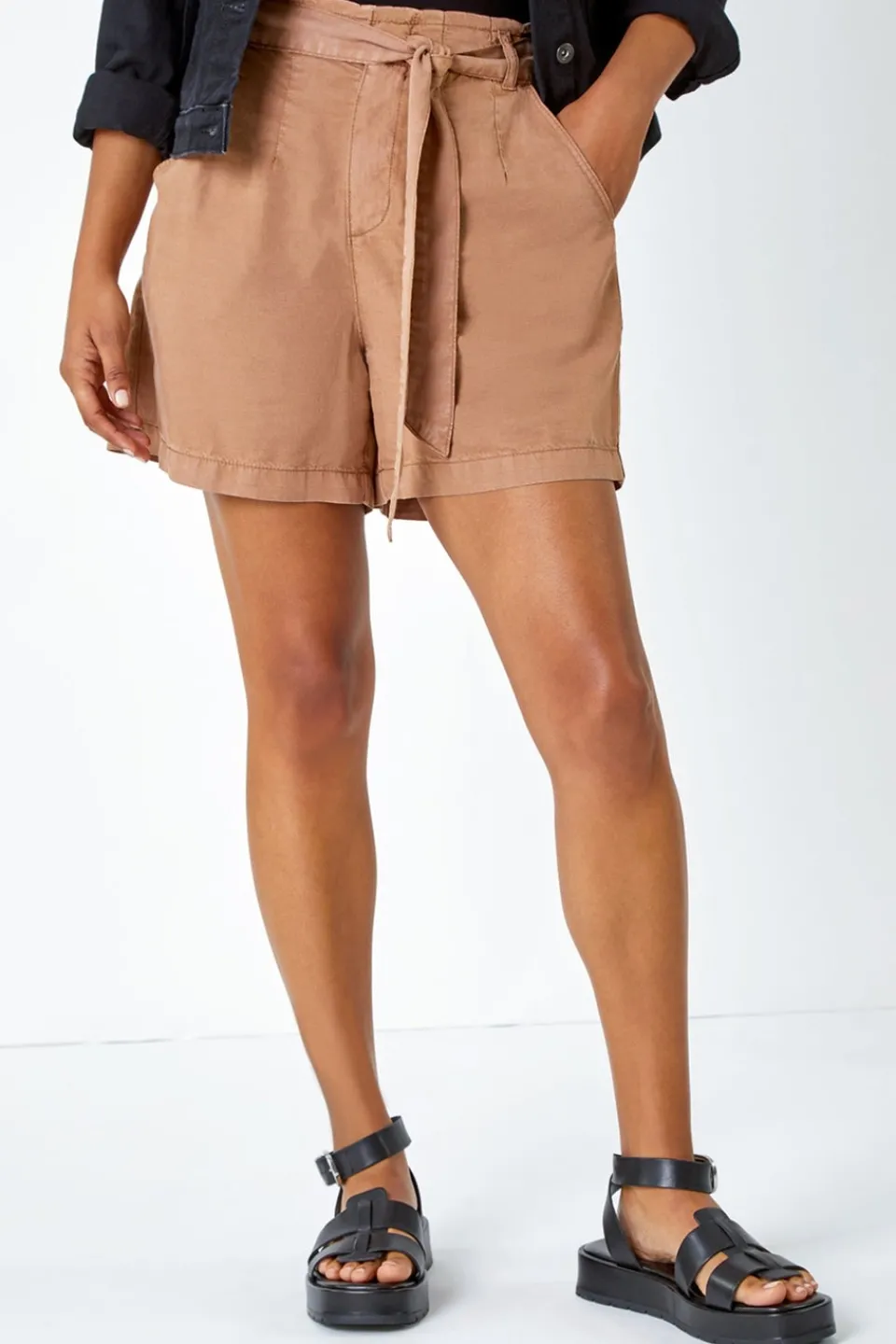 Shorts>Roman Tan Relaxed Elastic Tie Waist Pocket Shorts