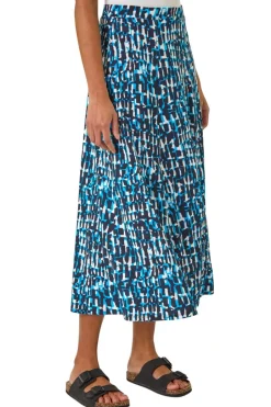 Skirts><noscript><img width=