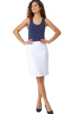 Skirts><noscript><img width=