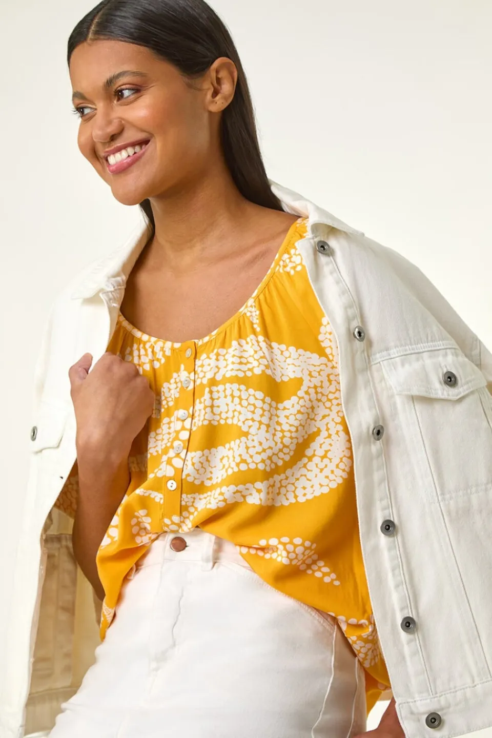 T-Shirts>Roman Yellow Leaf Print Button Detail Top