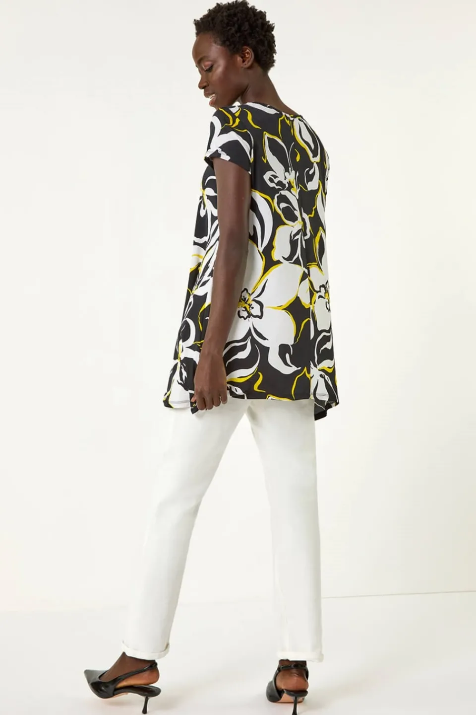Tops>Roman Yellow Textured Floral Hanky Hem Top