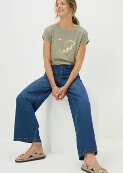 T-Shirts>Papaya Sage Green Heart Stud T-Shirt