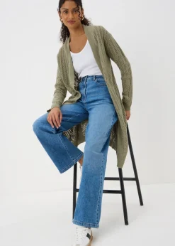 Knitwear><noscript><img width=