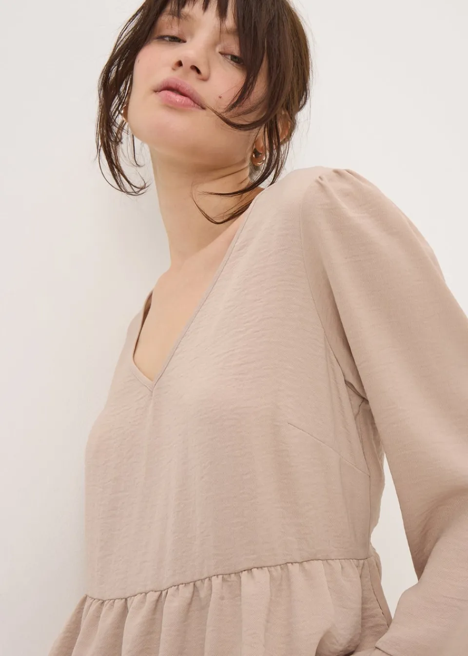 Tops>Papaya Stone V-Neck Ruffle Blouse