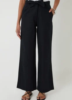 Trousers><noscript><img width=