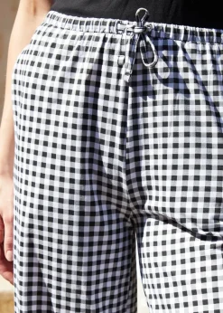 Trousers><noscript><img width=