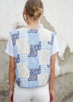 Coats & Jackets>Threadbare Blue Floral Patchwork Reversible Quilted Gilet