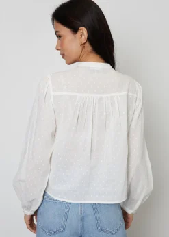 Tops><noscript><img width=