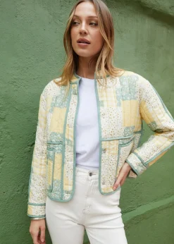 Coats & Jackets><noscript><img width=