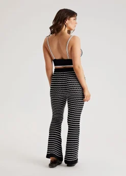 Trousers><noscript><img width=