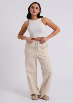 Trousers><noscript><img width=