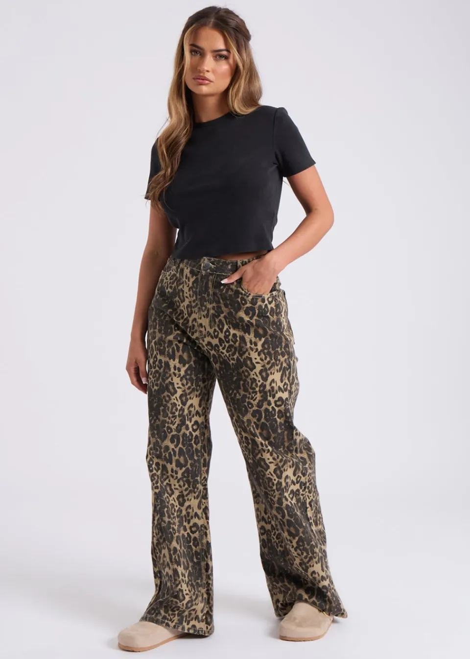 Jeans & Jeggings>Urban Bliss Leopard Wide Leg Jean