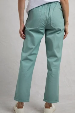 Trousers><noscript><img width=