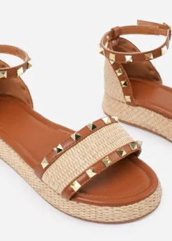 Footwear><noscript><img width=