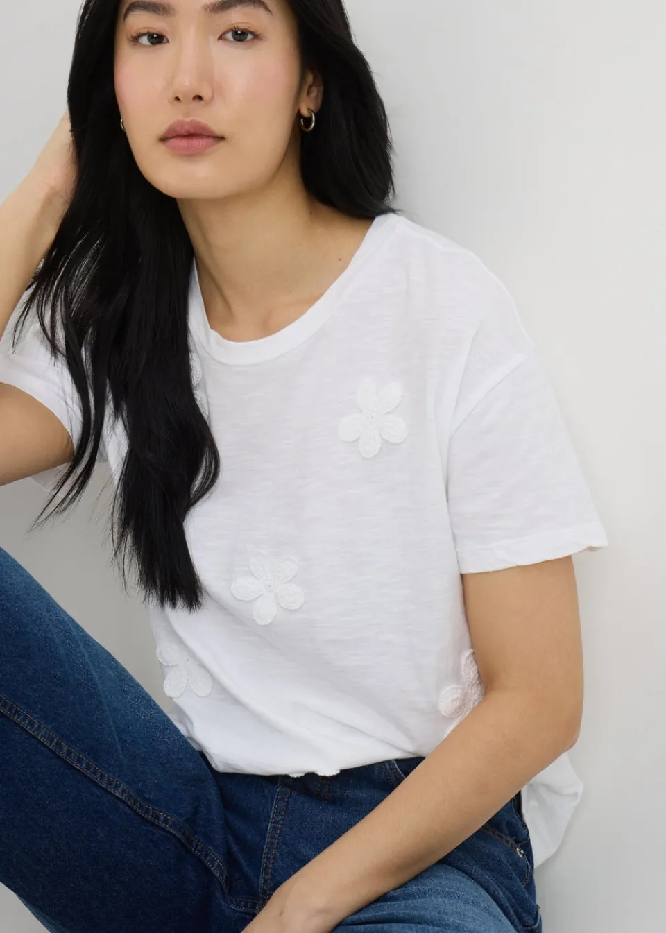 T-Shirts>Papaya Lace Flower T-Shirt White