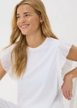 T-Shirts><noscript><img width=
