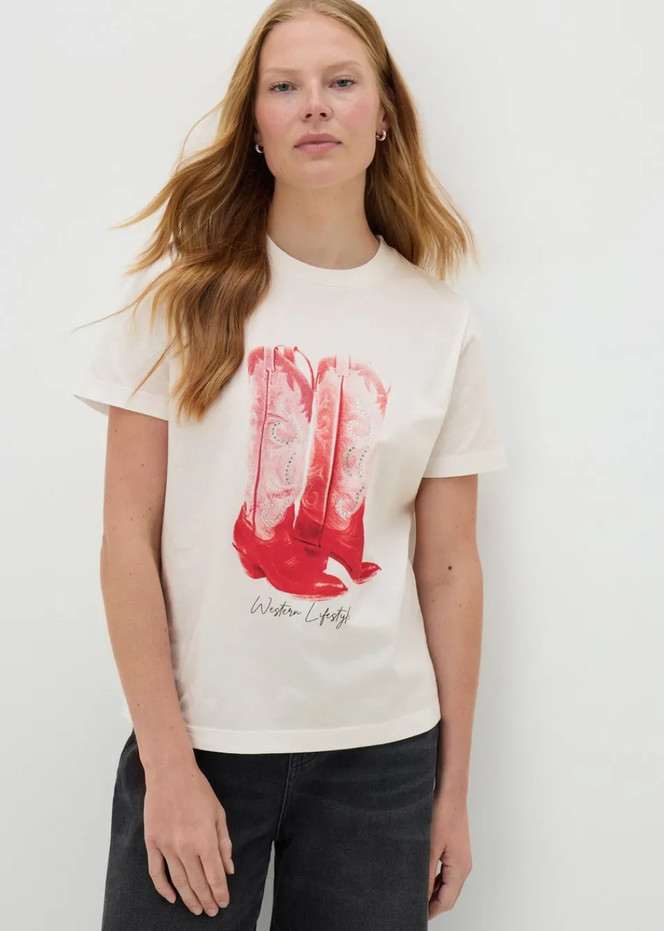 T-Shirts>Papaya White Western Boots T-Shirt