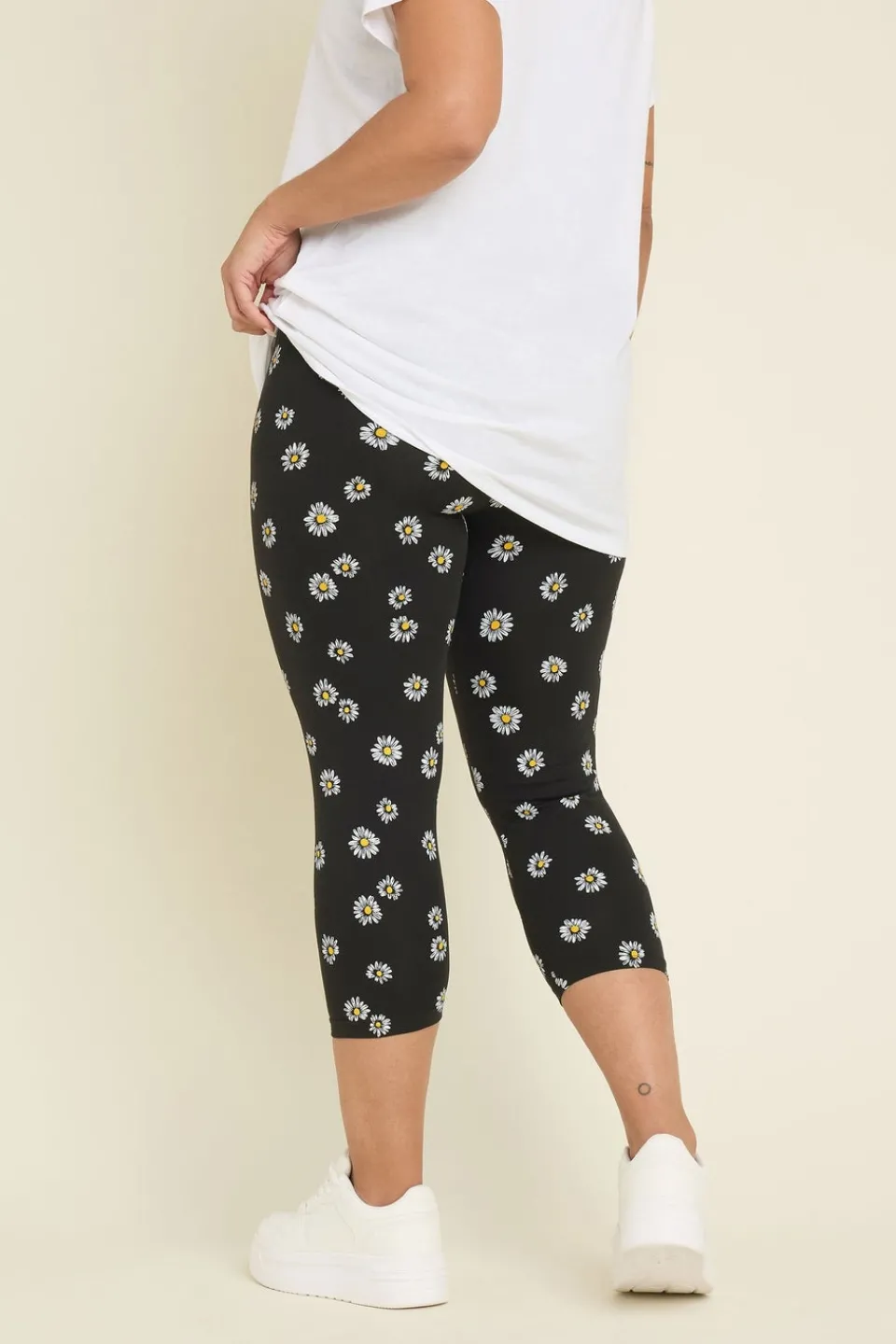 Leggings>YOURS 2 Pack Curve Black Daisy Print Cropped Leggings