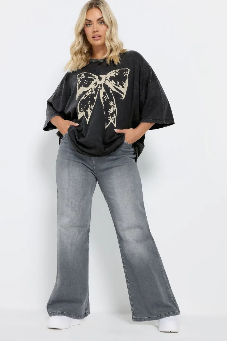 T-Shirts>YOURS Curve Black Acid Wash Boxy Bow Graphic Print T Shirt