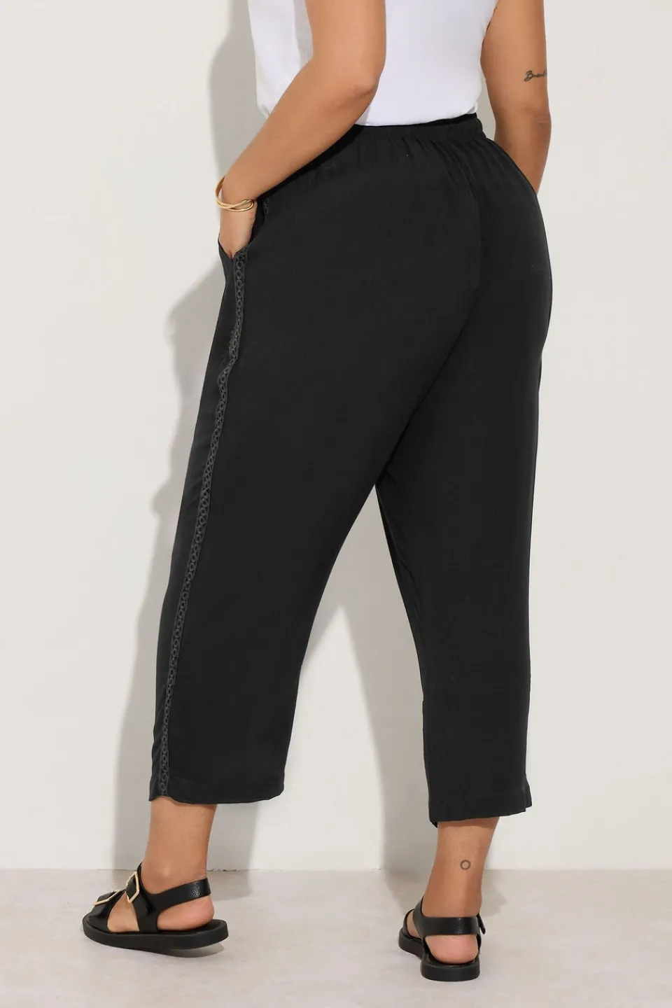 Trousers>YOURS Curve Black Crochet Trim Cropped Trousers