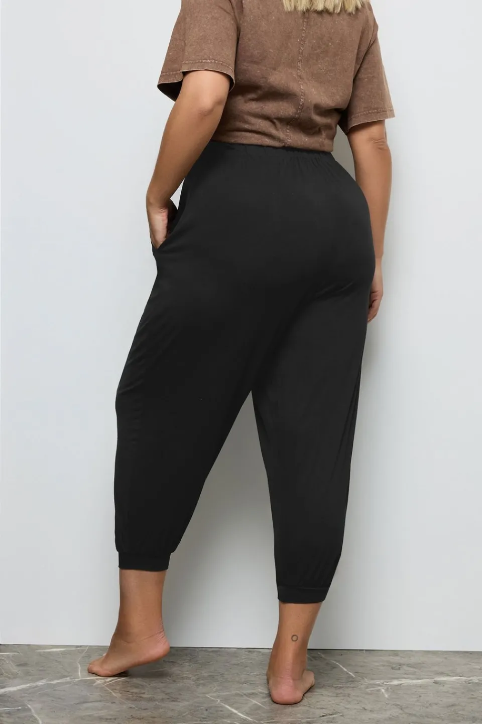 Trousers>YOURS Curve Black Cropped Jersey Harem Joggers