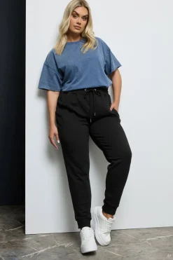 Loungewear><noscript><img width=