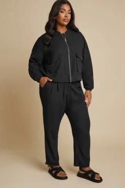 Trousers><noscript><img width=