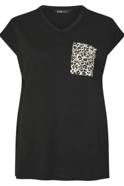 T-Shirts><noscript><img width=