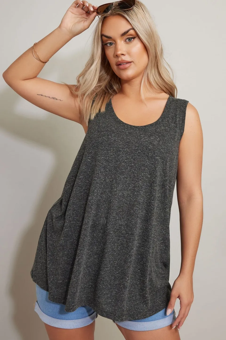 Tops>YOURS Curve Black Linen Vest Top