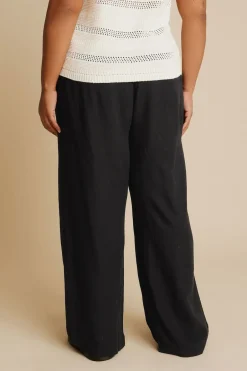 Trousers><noscript><img width=