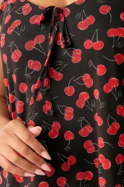 Tops><noscript><img width=