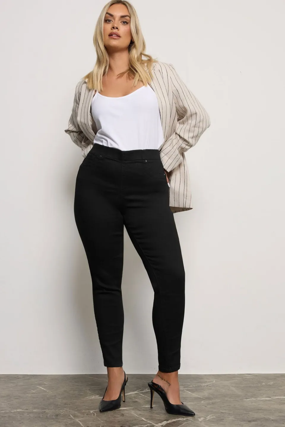 Jeans & Jeggings>YOURS Curve Black Pull On Stretch Jenny Jeggings
