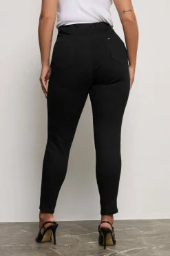 Jeans & Jeggings><noscript><img width=
