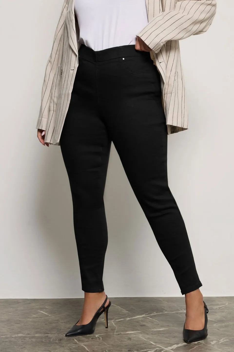 Jeans & Jeggings>YOURS Curve Black Pull On Stretch Jenny Jeggings