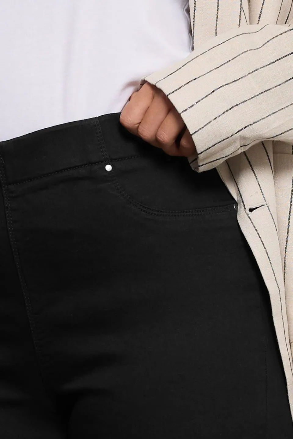 Jeans & Jeggings>YOURS Curve Black Pull On Stretch Jenny Jeggings